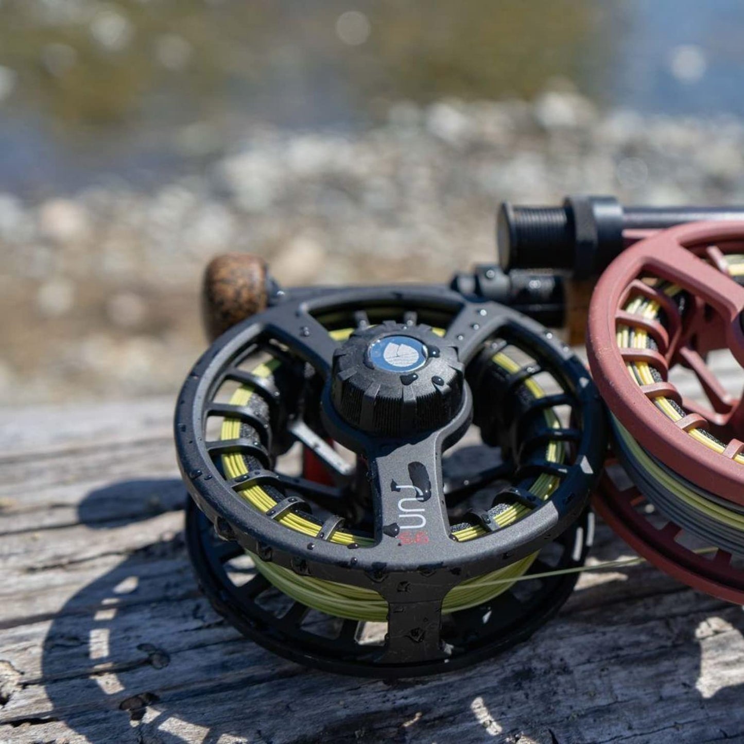 Redington Run Fly Reel, Lightweight Design for Trout, Freshwater Fishing, Carbon Fiber Drag System, Sand, 7/8 Weight